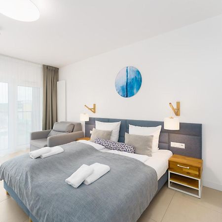 Aquamarina Prima Deluxe Studios With Sea View By Noclegi Renters Miedzyzdroje Kültér fotó