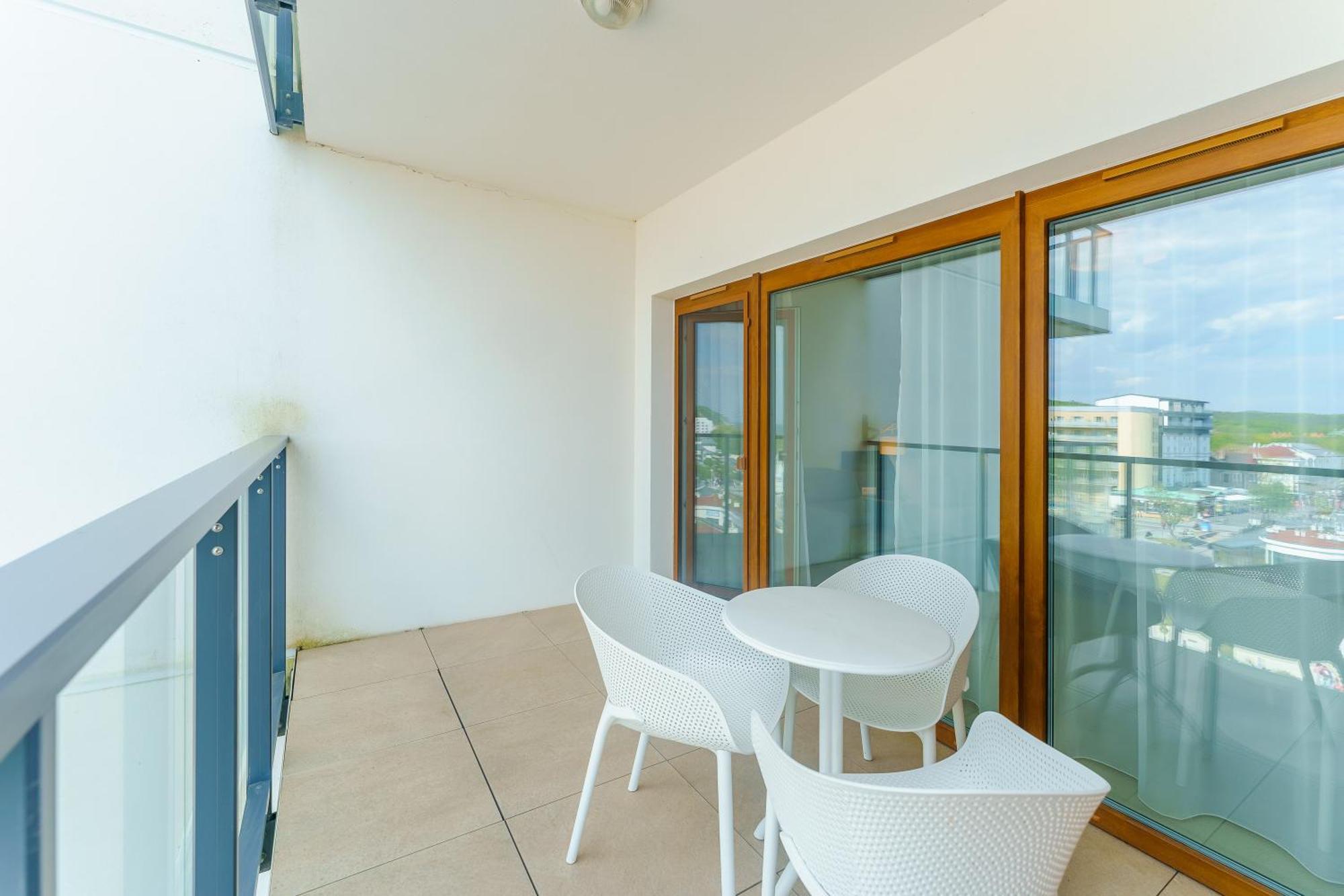 Aquamarina Prima Deluxe Studios With Sea View By Noclegi Renters Miedzyzdroje Kültér fotó