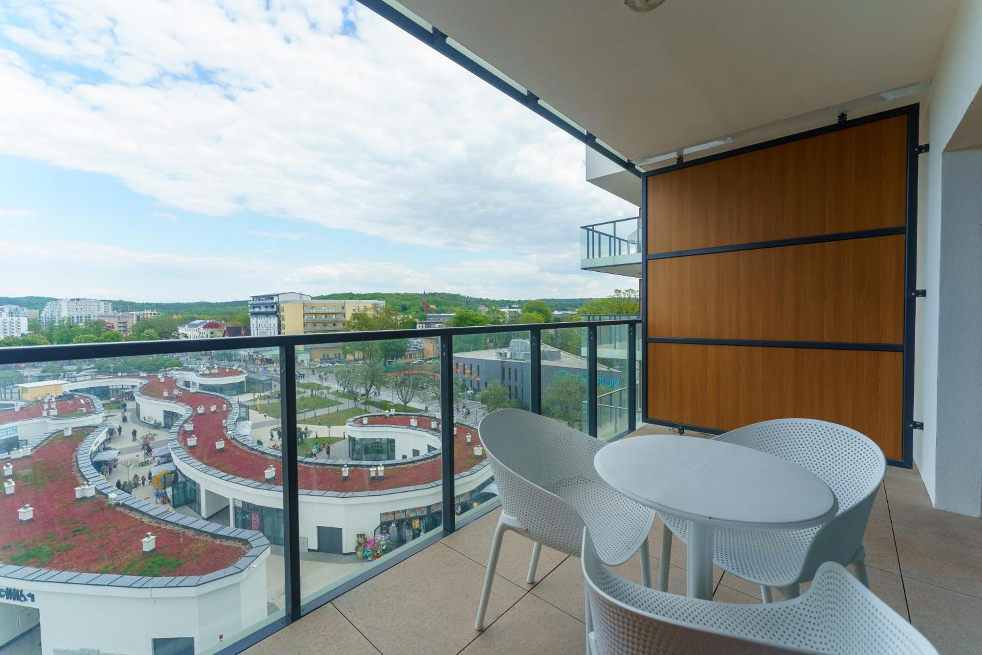 Aquamarina Prima Deluxe Studios With Sea View By Noclegi Renters Miedzyzdroje Kültér fotó
